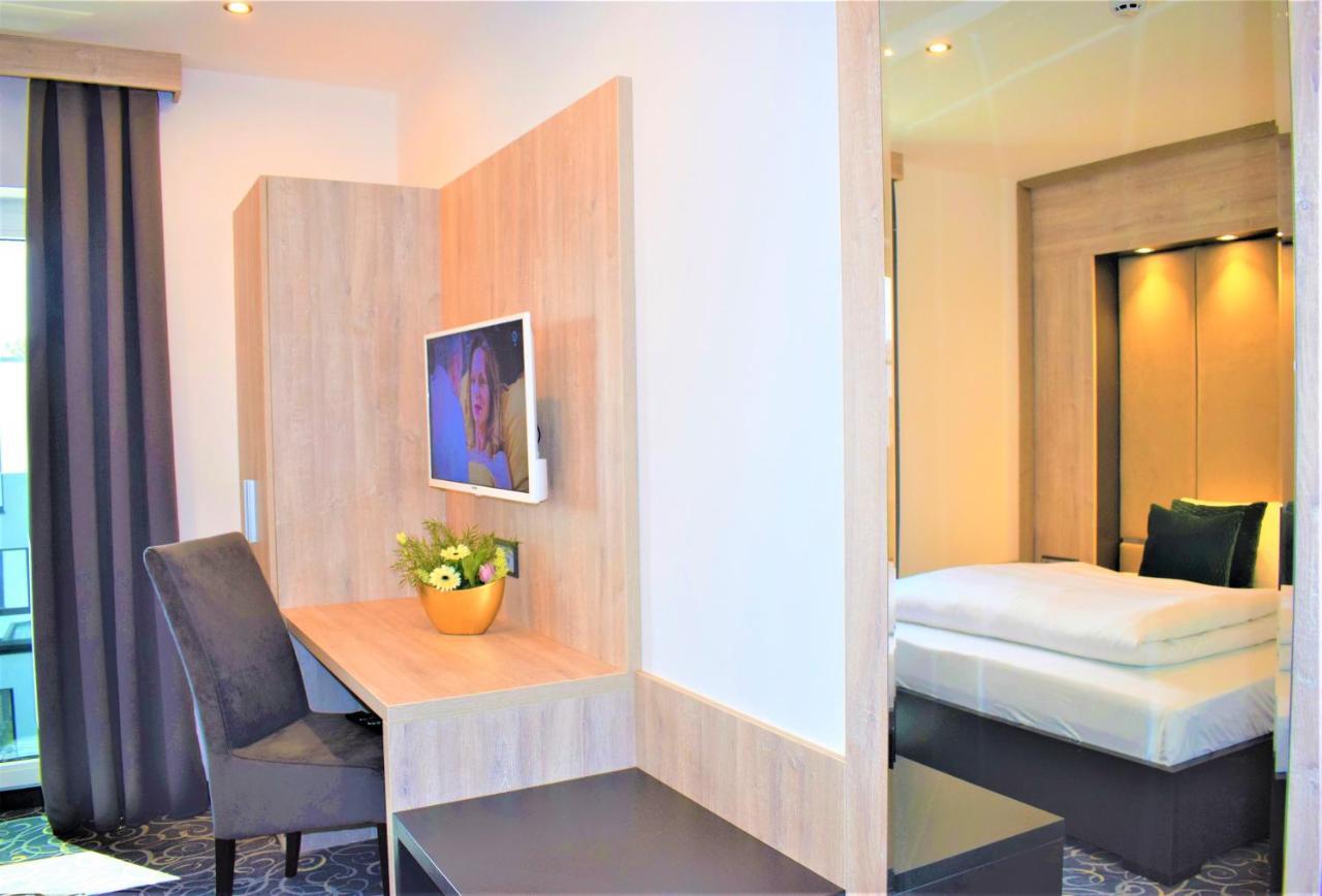 The Staycation By Lehmann Hotels ซินเดลฟิงเงน ภายนอก รูปภาพ