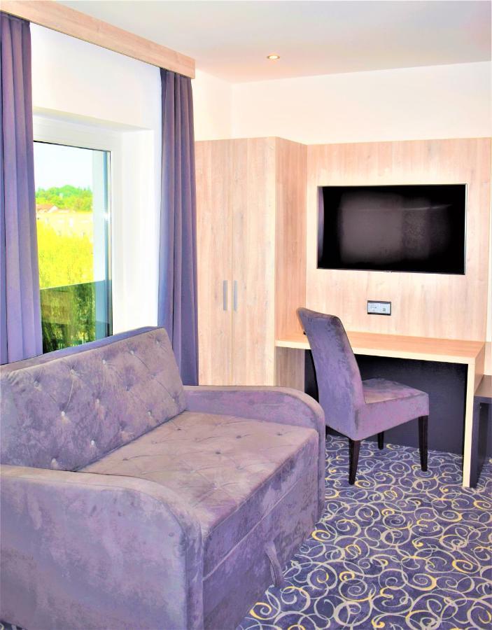 The Staycation By Lehmann Hotels ซินเดลฟิงเงน ภายนอก รูปภาพ